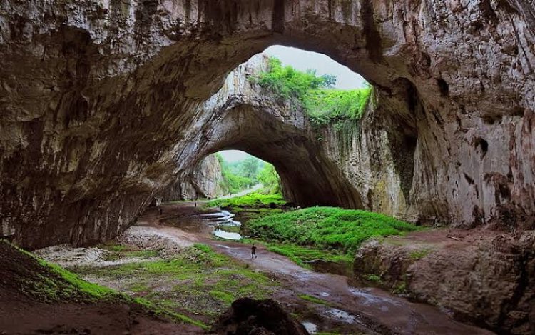 Beautiful Caves that can make you wonderstruck